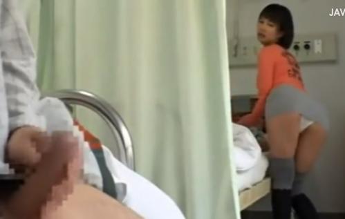 湊莉久☆彼氏の見舞いに来ているショートカット美少女にカチカチチンポを見せつけたら、向こうからやってきたww