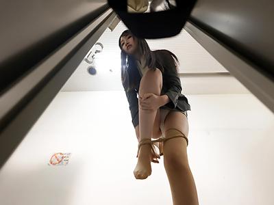 【レイプ×隠し撮り】毎日部長に隠し撮りをされるスレンダー美人OL!!密室で襲われガチレイプがヤバいっすｗｗｗ