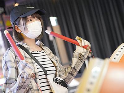 【同級生×再開】中学時代は静かで陰キャだった同級生!!再会したらビックリするくらい変わっていて中出ししちまったｗｗｗ