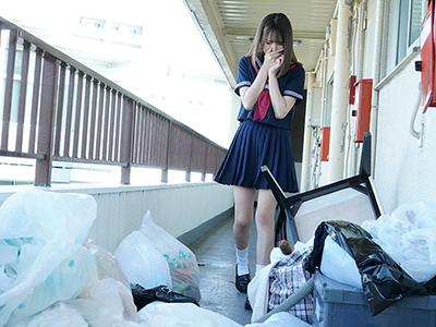 【レイプ】引っ越し先の隣人の汚いゴミ部屋を注意する女子高生!!家に無理やり入れられ強引に犯され膣内射精までされてしまうｗｗｗ
