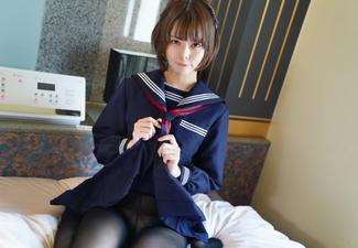 現役制服JKえりちゃんのツルペタパイパンおマ〇コの臭いを嗅ぎながらｗ締まりも最高ｗ