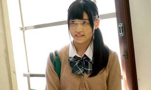 何も知らない女子〇生を媚薬づけにしてM字拘束！身動きが取れない状態で潮吹き鬼イカセ！ｗ