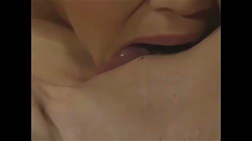 『洗濯』迫力の巨乳が男の上からのしかかる、ナマナマしい感触が画面を通じて伝わってくる巨乳コレクター大エキサイトの一作、！