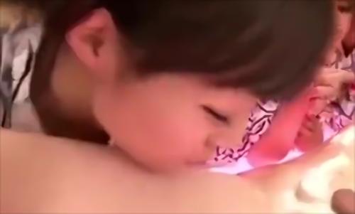 『レズ』日本全国から仁科百華ファンの女の子が集結し、百華ちゃんと一緒にレズれる温泉バスツアーにイッちゃいます、憧れのスーパー身体を目の前に！