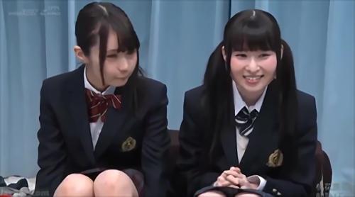 女性○人の実態をピックアップ、マッサージと面接を受け、Hな気分になってきた女の子たち・・・思春期の女の子、大洪水か！