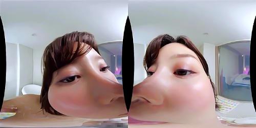 『VRエロ乳』目の前にはめちゃくちゃ美人な女性が僕に甘えてくる…、彼女も見るからに酔っぱらっているようだ、隙あらば接吻を繰り返し誘惑してくる美女！
