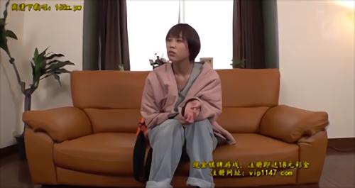 『爆乳』お笑い第8世代に入ることを目指す彼女はマネーがなく、SEXにも興味があったのでAV録画了解、ギャグを披露した中年おやじにねっとりイ！