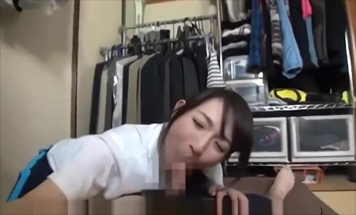 『巨乳』その後も勃起するチ○ポに自分でエキサイトしてくれたうれしさを感じた彼女はゴム無しファックを承諾し、なし崩し的に中出しまで、さらに翌！