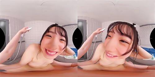 『vr』一緒にご飯食べたり、一緒にお風呂入ったり、常に僕のチンチンの温もり、硬さ、を感じさせながら究極可愛い顔を見ながら中出しし続ける1日！
