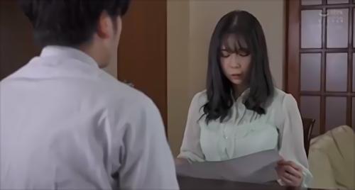 『巨乳』しかしある日、夫が留学生のマイケルを連れてきたことで楓の人生は一変する、ホームステイ3日目にマイケルに犯〇れた楓、激しい獣FUCK！