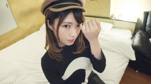 歌手志望の可愛い18歳は脱ぐと白い肌がセクシーな大人の女にメタモルフォーゼ！