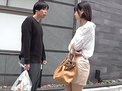 ＜ツンデレ×女上司＞スレンダーでめっかわなツンデレ幼馴染ちゃん‼厳しい上司なのにオフィスでこっそりハメまくるｗｗ