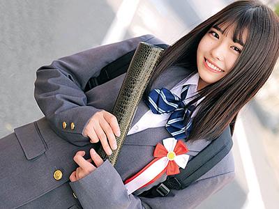 《素人ナンパ》激カワ女子高生さん素股で感じまくりデカチンでバッコバコ中にザーメン発射がヤバいっすｗｗｗ