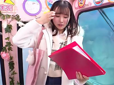 《マジックミラー便》勉強ばかりの可愛らしい美少女が顔面騎乗で悶絶！巨大なモノで強引に膣内射精その様子がヤバイｗｗｗ