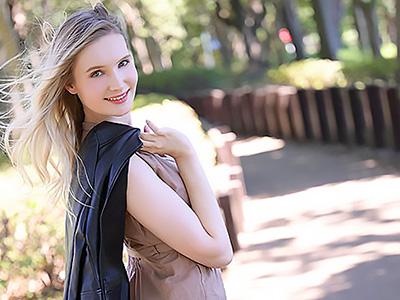【リリー・ハート】ブロンドヘアの透き通る肌の美女が日本人との情熱的な愛撫で乱心！牝の欲望全開で快感に溺れる！ｗｗｗ