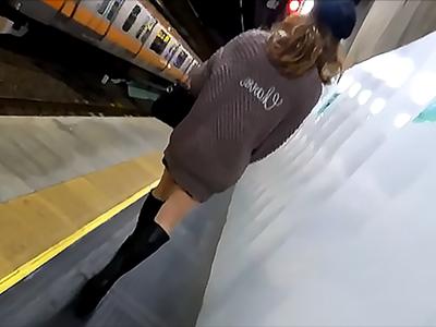 【閲覧注意】レベチで可愛い素人ギャルさん!!電車痴漢→自宅で睡眠姦→肉棒挿入盗撮パコされるギャルさんがやべぇｗｗｗ