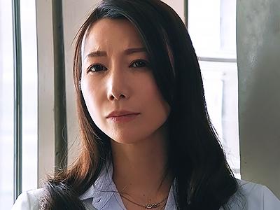 ＜人妻×中出し＞社長の秘書が誘う危険なロマンス！他人棒挿入で膣奥バッコバコ突かれて膣内発射でイキまくるｗｗｗ
