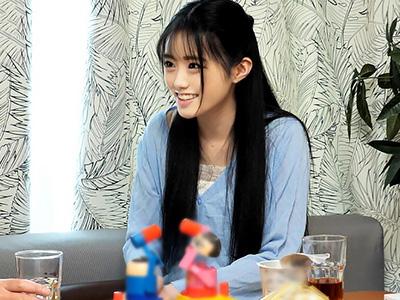 《人妻×素人》マンネリ化した日常からの脱却を模索する人妻が未知の欲望と向き合う！興奮不可避な体験が織り成す禁断の物語ｗｗｗ