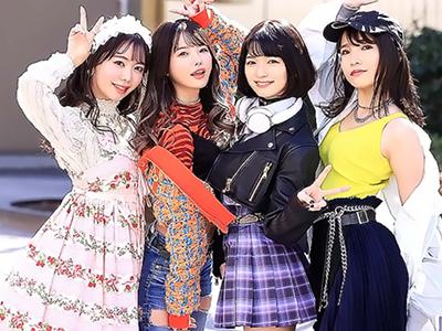〖ハーレム〗女子会してる4人の痴女ってる美少女さん!!M男くんハーレム痴女責めして膣奥ガン突きパコでイキまくりなんだがｗｗｗ