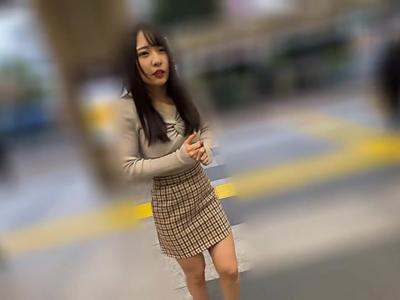 〖企画×素人〗リモバイつけて散歩した巨乳の素人女子さんイキまくってしまい子宮ガン突きで膣内発射でイキまくるｗｗｗ
