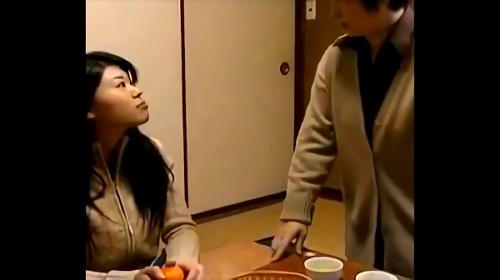 『巨乳』FAプロ出演の熟れた女の乳房を選りすぐり怒濤のボリューム総集編として再編集、どこを開けても、バストバストバスト…のハピネス度150！