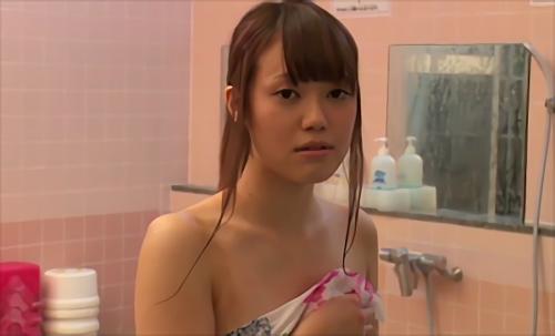 『恥じらい』美しい水着姿、そしてセクシーな松本明莉にもご注目下さい、初録画で照れまくるかわいい表情はこの作品でしか見れません、！