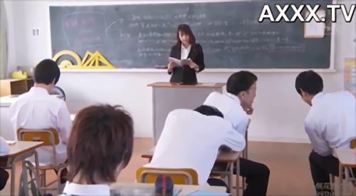 『芸能人』」東京近郊にある私立の男子校に女教師・三上悠亜が赴任してきた。若く美しく服の上からでも目立ちすぎる巨乳は男子生徒のペニスをあまりに！