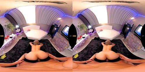 『中出し』深夜なのにテンションノリノリ、バストなんてパンパン、何気ない会話が楽しいお嬢さんとの距離がグングン近づいていって接吻、フェラ、ファ！