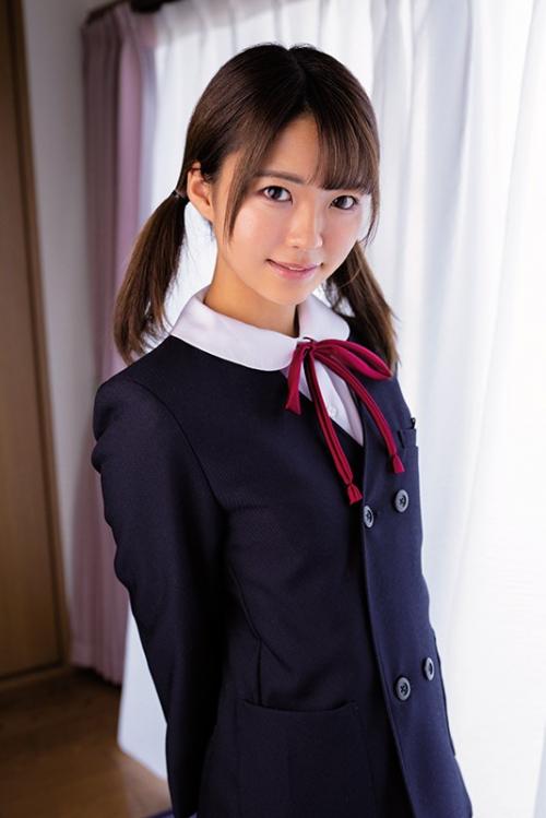 放課後の蒸れた姪っ子マ○コに中出し
