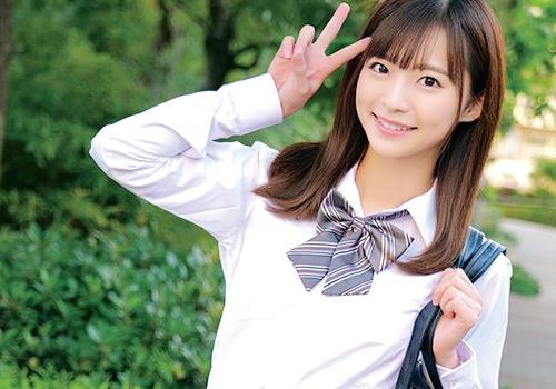 激シコ制服美少女が挑戦！？おち○ぽデッサン！あなたのオマ○コに挿れて欲しいデカチンを描いてくださいw