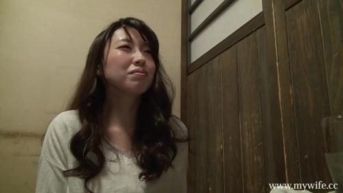 乳白色の美巨乳がエロ過ぎる三十路熟女がホテルで旦那以外の男と密会！