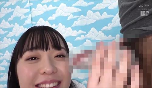 『女子校生』真面目で優しい乙女は健気に自分なりに考えたやり方を教えてくれる、初めての時にドキドキしないようにとラップを挟んで素股してみるがすぐ！