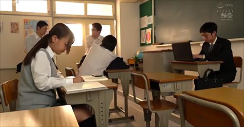 『おっぱい』積極的な彼女のアクションが担任教師のやましい気持ちを曇らせたウィークエンド。二人は本能の赴くままに体を交わし。飽きることもなく背徳！