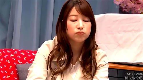 『爆乳』素股のやり方も分からないウブな素人女子大生と酔って理性を失った男子大学生は、はたして挿入をガマンして腰を振り続けることができるのか！
