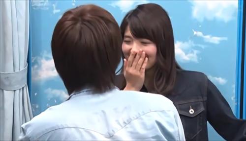 『ナンパ』内側から外側は見えないが、外側から内側は見えるのだ、マジックミラーの中では、AV男優のテクニックにハマっていく素人娘たちが、マジッ！