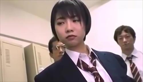 『ドラマ』いじめられている弟を助けるため、姉の真琴は男装して弟の学校に忍び込む。いじめっ子の弱点をつき、いじめをやめさせることに成功するが、！