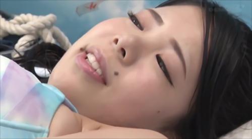 今回は記念すべき第15弾、水着美女6人＋往年の人気ぽっちゃり眼鏡っ娘12人、合計32人の真性ぽっちゃりファックを収録した超豪華特別版です！