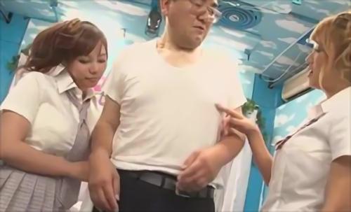 『逆ナンパ』ージ！大きくて至極に柔らかいバストで全身マッサージ！チ○ポをバストで挟まれればまさかの暴発大量ドピュン！ラストは濡れた膣にチ○ポを！