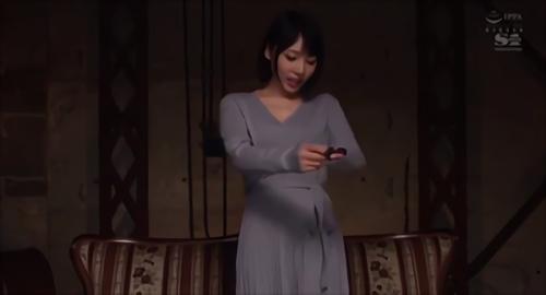 『セクシーランジェリー』脇もアナルもベロ舐め、抜群の肉美ラインを蠢かせハメ倒すプライベートに最も近いHを披露、高画質接写、濃厚唾液交換、誘惑痴女、ドロ濡れ！