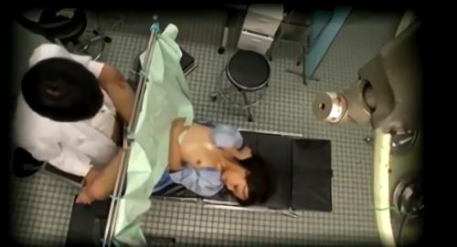 『ヤバイやつ』そんな女性をまるで性ケア道具の格好の餌食と考える悪徳医師が急増中、？親身に相談に乗るふりして身体を弄りリアクションを伺う、初めは不！