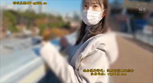 『美乳』裏表のない素直な性格の普通の女子大生‘はやのうた’ちゃんですがファックはというと…スイッチがあるらしくそのスイッチが入るといきなり！