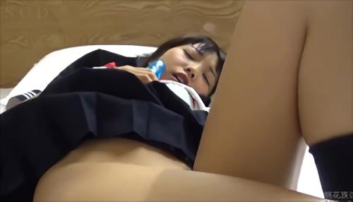 『アイドル』微笑ましく思いながら良好な関係を築いていた、しかし、ある日突然、真琴は義父にレイプされてしまう、その後も義父に何度も犯され、犯され！