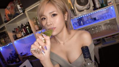 【巨乳】美人素人バーテン21歳ハメ撮り☆これを見ればナンパ成功率アップするかも!?ハウツーも実録したエロ動画！