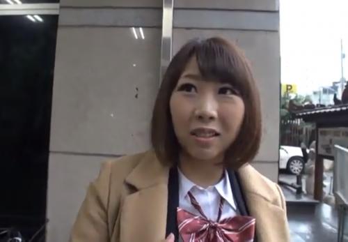 【つばさ】都内に遊びに来た制服姿の美少女をナンパ！巨乳を揉んでクンニで濡れた綺麗なマンコに生挿入ザーメン中出し
