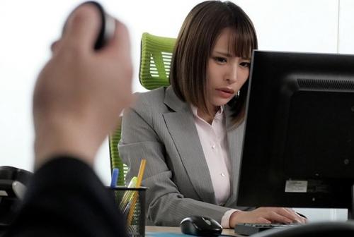 【伊藤舞雪】デリヘルでやって来たのは生意気な女上司！バラすとネタにしドM女に調教して会社でリモバイ責めの中出しセックス