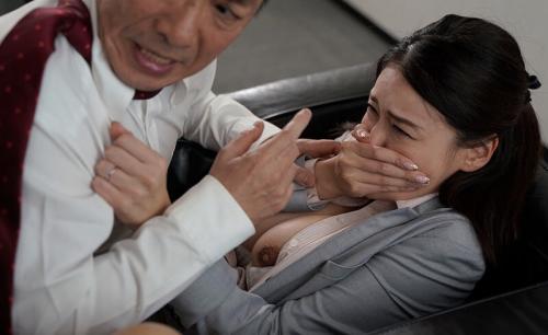 【橘メアリー】清楚な長髪の巨乳上司に想いを寄せる定年間近の男性社員！我慢出来ずに押し倒しベロ舐めクンニに生ハメセックス