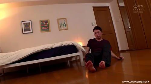 童貞を捨てたいからサキュバスとか召喚してどうにかした、体験すると現れるケースで部屋のドアを開けた、魔法陣の中には・・姉の体に憑依したサキュバスが！