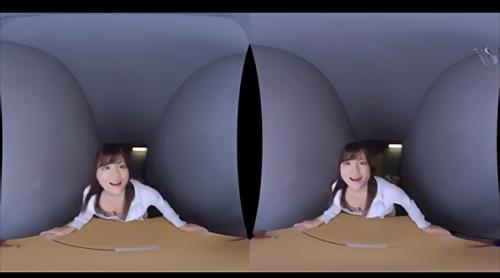 『youjizz』彼女の無自覚な胸チラがいつものことながら気になって仕方無かった、すると、それに気づいたかのんさんに「私、チャームポイント的ですか？！