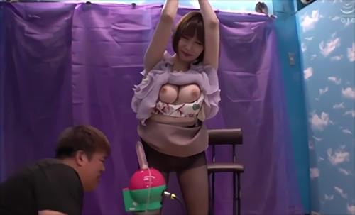 『ｓｍ』マジックミラー号今回のターゲットは、....../池袋を歩いていた黒いパンストを履いた人妻です！制限時間中、ずっと立っていられたら！