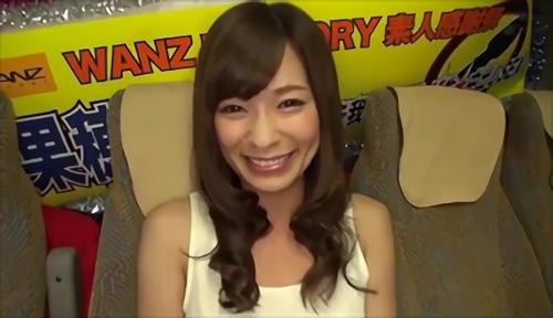 『スレンダー』ワンズファクトリー初登場、女優デビュー10周年を迎えた【かすみ果穂】が、本気の素人さんたちの「スゴ技」プログラムに挑戦！得意の優し！